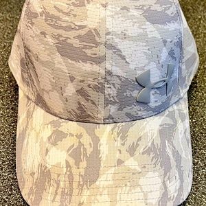 UNDER ARMOUR FLEX FIT